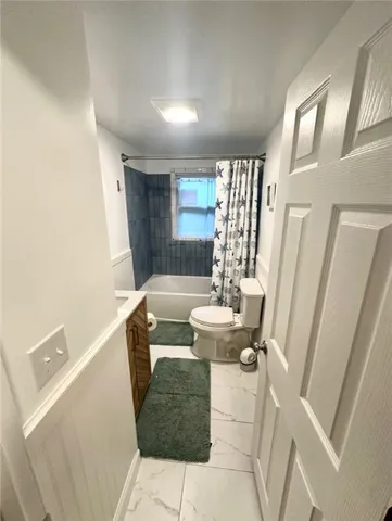 $2,850 | 13 Ocean View Drive, Narragansett, RI 02882