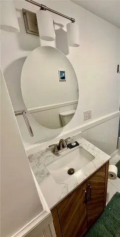 $2,850 | 13 Ocean View Drive, Narragansett, RI 02882