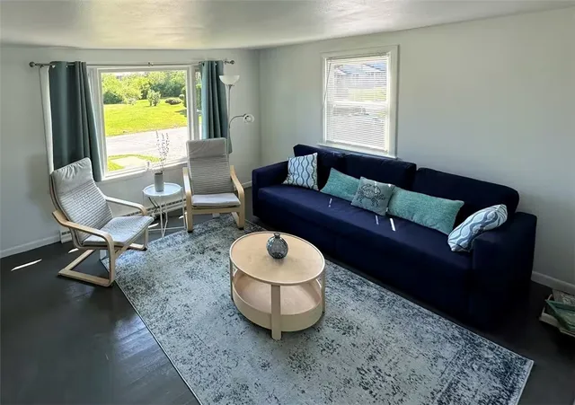 $2,850 | 13 Ocean View Drive, Narragansett, RI 02882