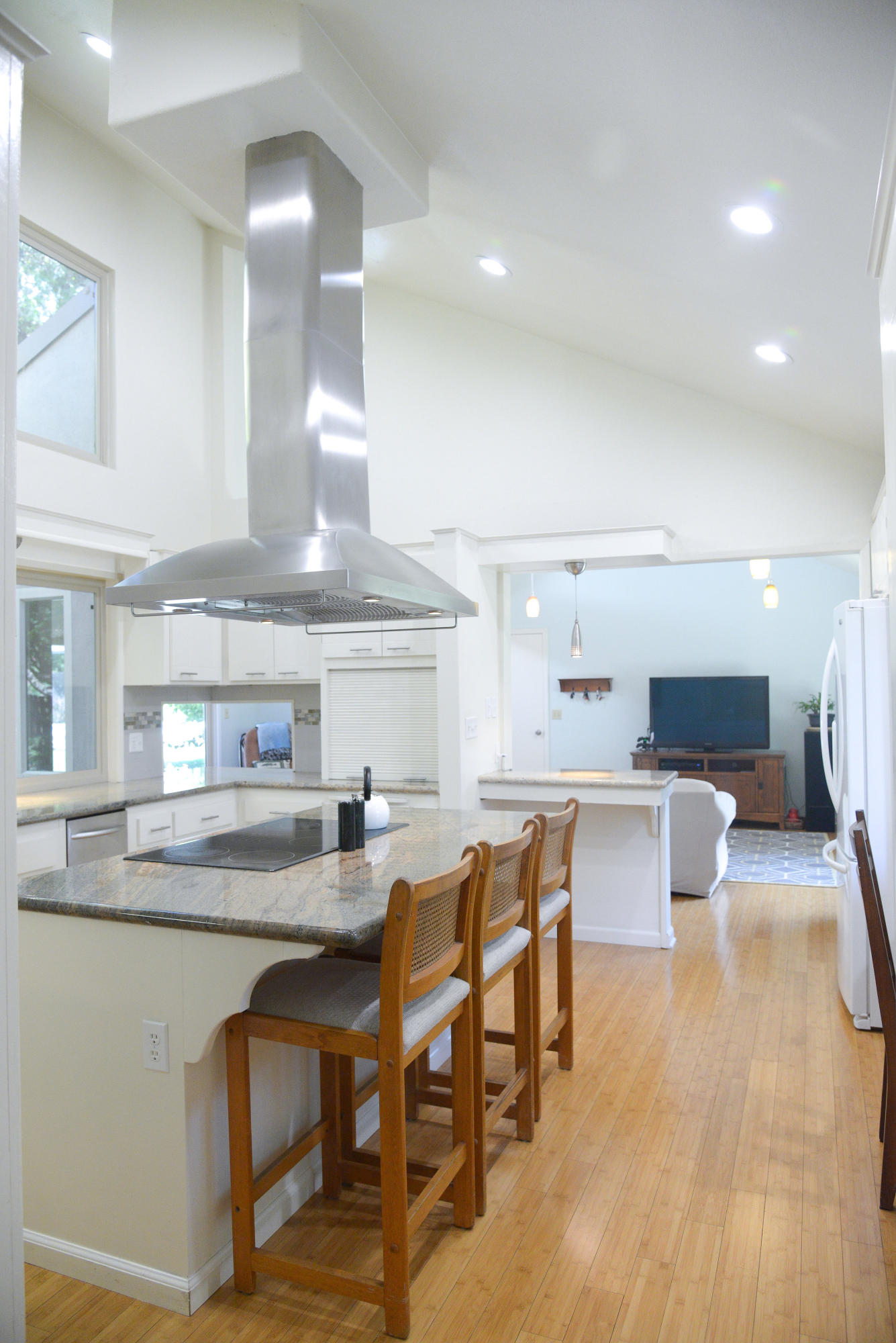 3055 Brent Road Redding, CA 96002 - Photo 10 of 68 DawnyaJonesPhotography-60