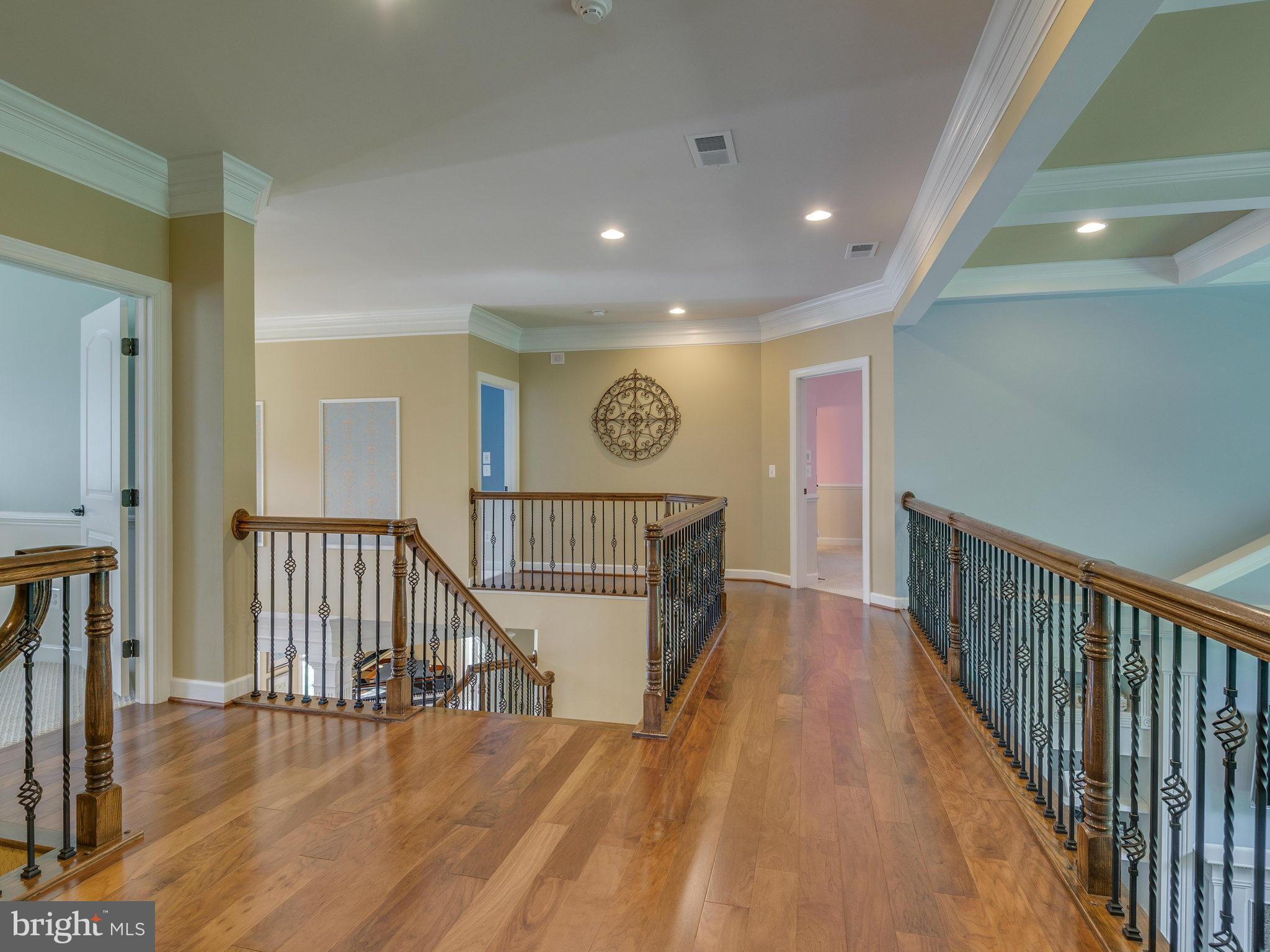 1667 Hunting Crest Way Vienna, VA 22182 - Photo 15 of 30 Wood Hall to all Master and Three - En Suites
