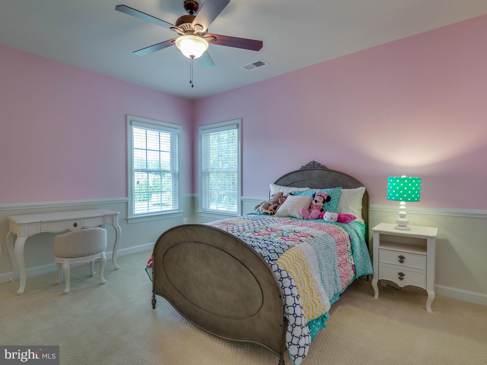 1667 Hunting Crest Way Vienna, VA 22182 - Photo 23 of 30 Bedroom 3 En Suite