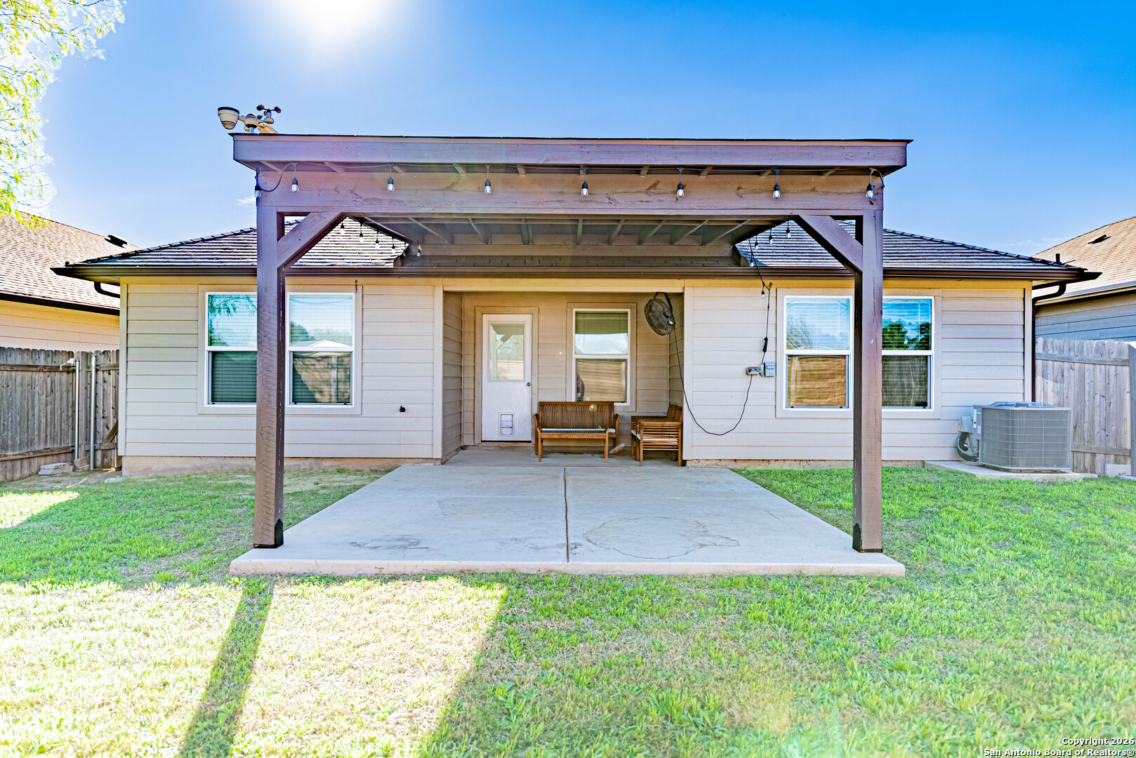 755 Ocelot Court Seguin, TX 78155 - Photo 3 of 30