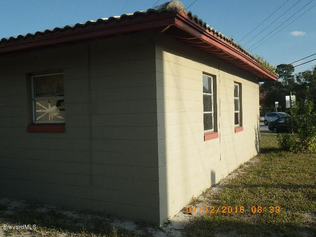 2303 Clearlake Road Cocoa, FL 32926 - Photo 4 of 17 RIMG8590