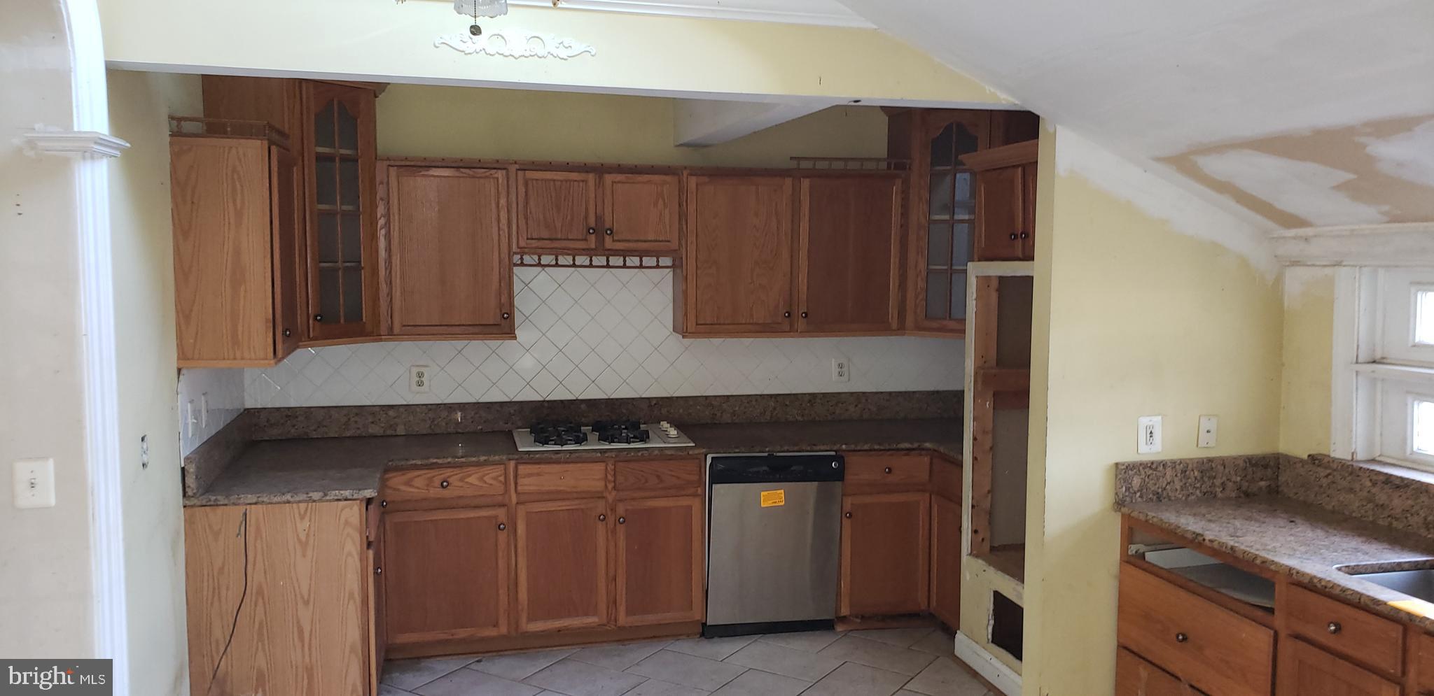 3605 Annapolis Road Halethorpe, MD 21227 - Photo 15 of 31 KITCHEN