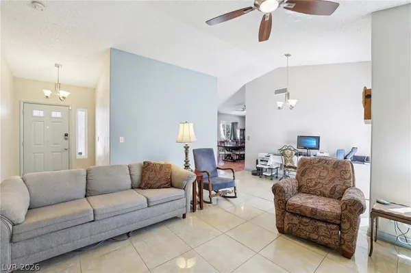 $424,900 | 371 Legacy Drive, Henderson, NV 89014