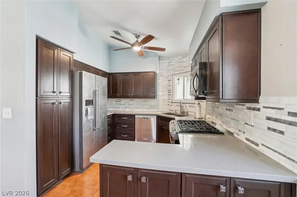 $424,900 | 371 Legacy Drive, Henderson, NV 89014