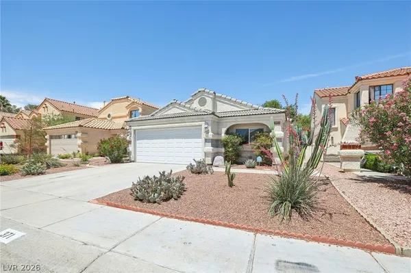 $424,900 | 371 Legacy Drive, Henderson, NV 89014