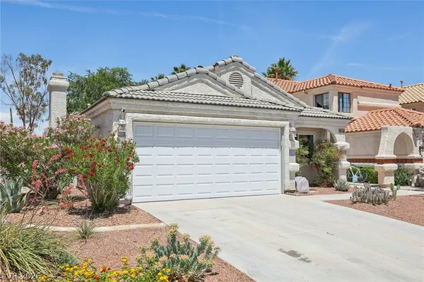 $424,900 | 371 Legacy Drive, Henderson, NV 89014