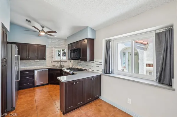 $424,900 | 371 Legacy Drive, Henderson, NV 89014