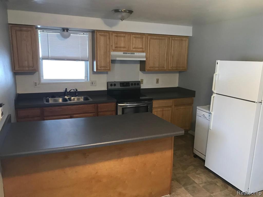 1648 Haslett Road East Lansing, MI 48823 - Photo 25 of 25
