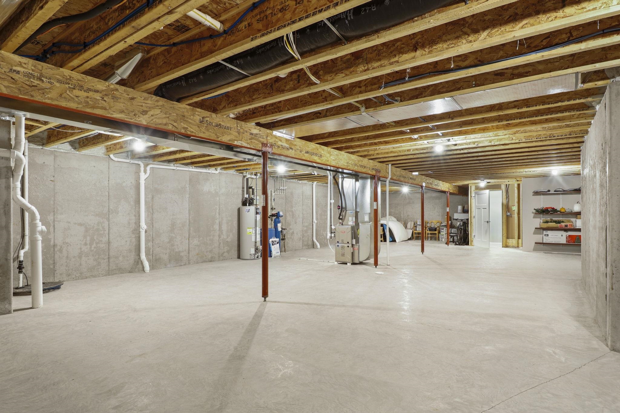 1203 Twisted Branch Way Sun Prairie, WI 53590 - Photo 27 of 35