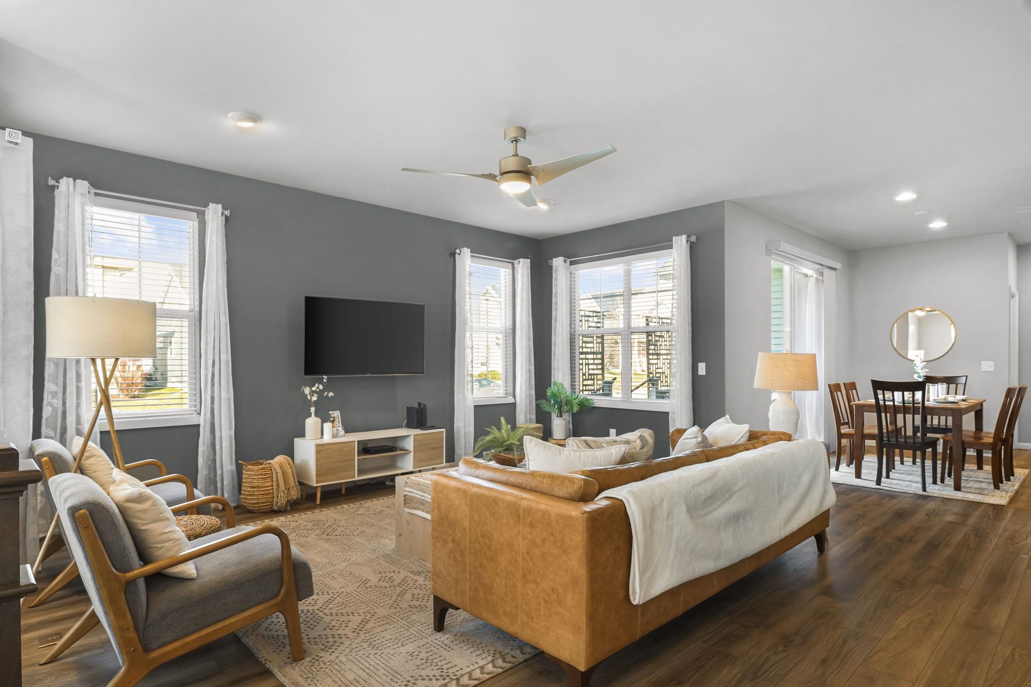 1203 Twisted Branch Way Sun Prairie, WI 53590 - Photo 3 of 35