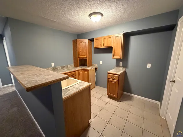 $299,999 | 4015 Northwest Krysten Street, Topeka, KS 66618