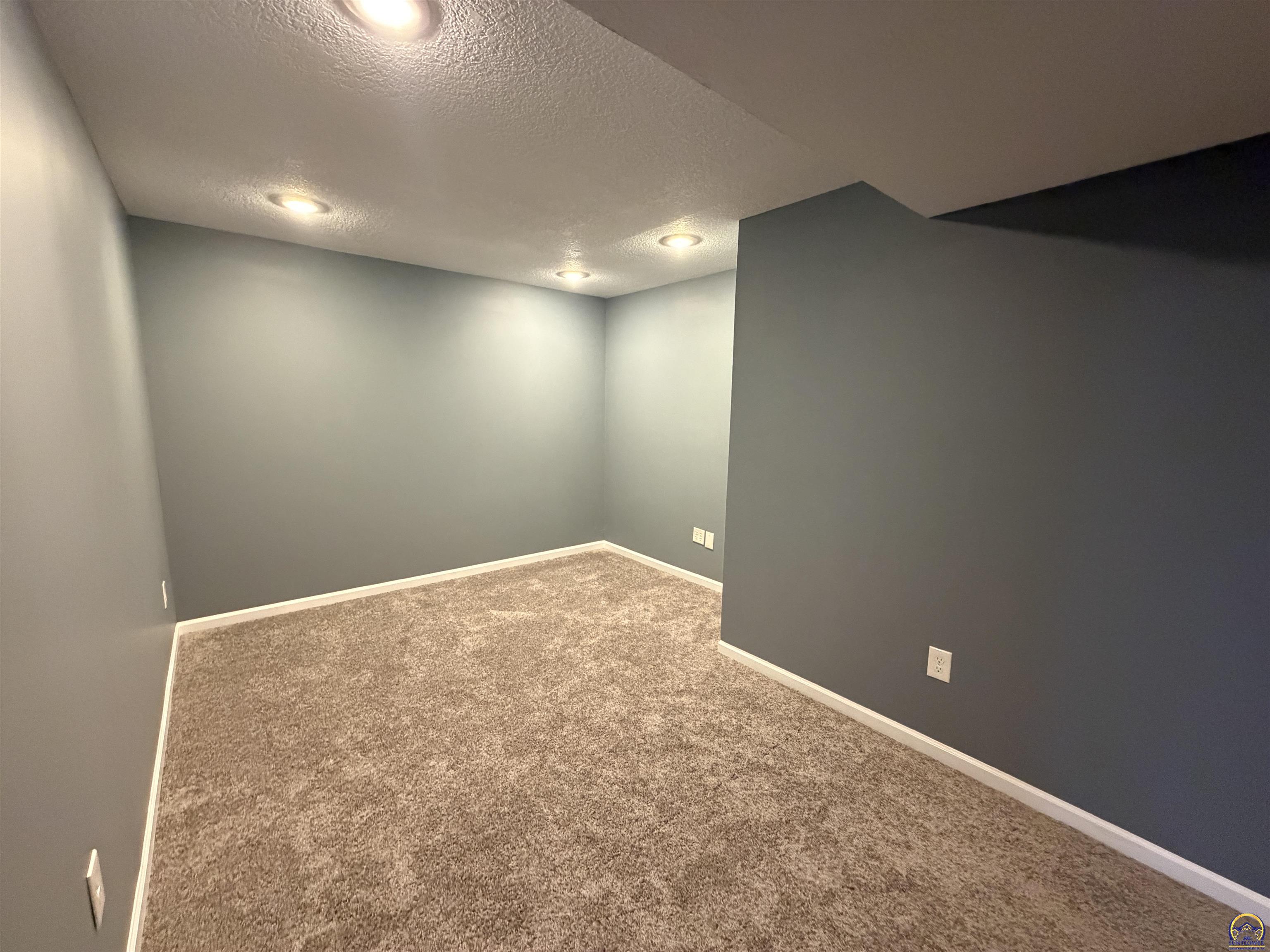 4015 Northwest Krysten Street Topeka, KS 66618 - Photo 21 of 23