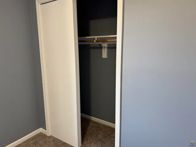 $299,999 | 4015 Northwest Krysten Street, Topeka, KS 66618