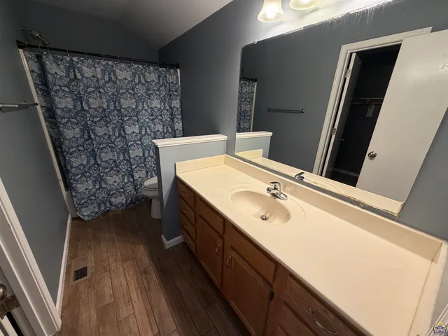 $299,999 | 4015 Northwest Krysten Street, Topeka, KS 66618