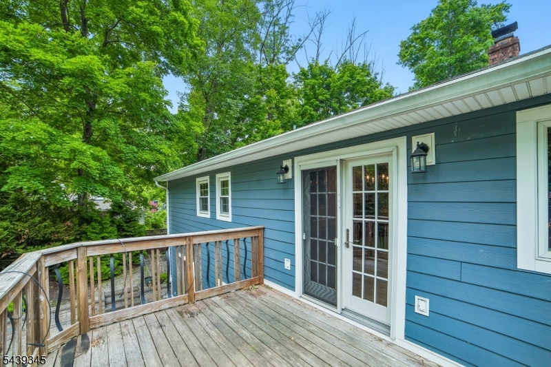 87 Reinman Road Warren, NJ 07059 - Photo 36 of 43