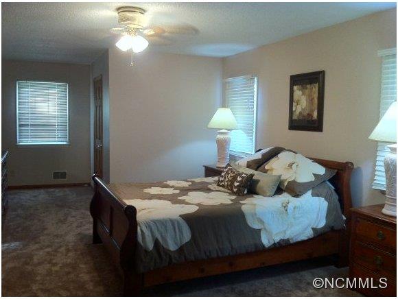 2275 Landrum Road Columbus, NC 28722 - Photo 7 of 15