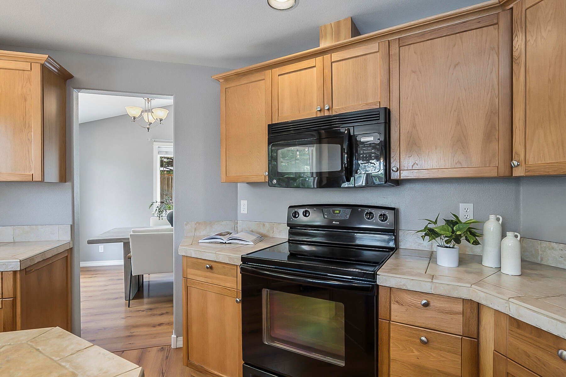 3746 Southwest Volcano Place Redmond, OR 97756 - Photo 15 of 47 JH5_2853