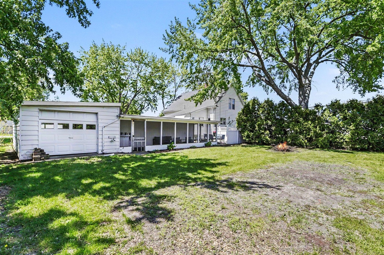 1368 West Lemon Creek Road Baroda, MI 49101 - Photo 21 of 31