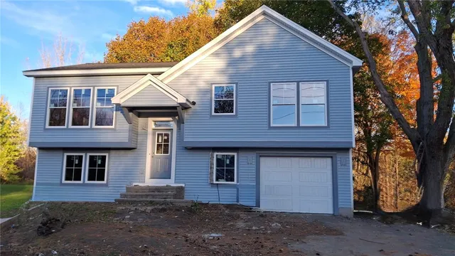 $389,900 | 6648 Lakeside Road, Ontario, NY 14519