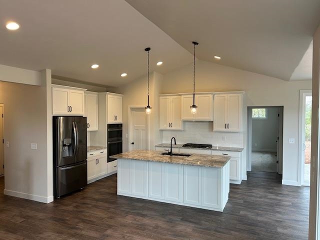 1633 Founders Street Neenah, WI 54956 - Photo 18 of 25