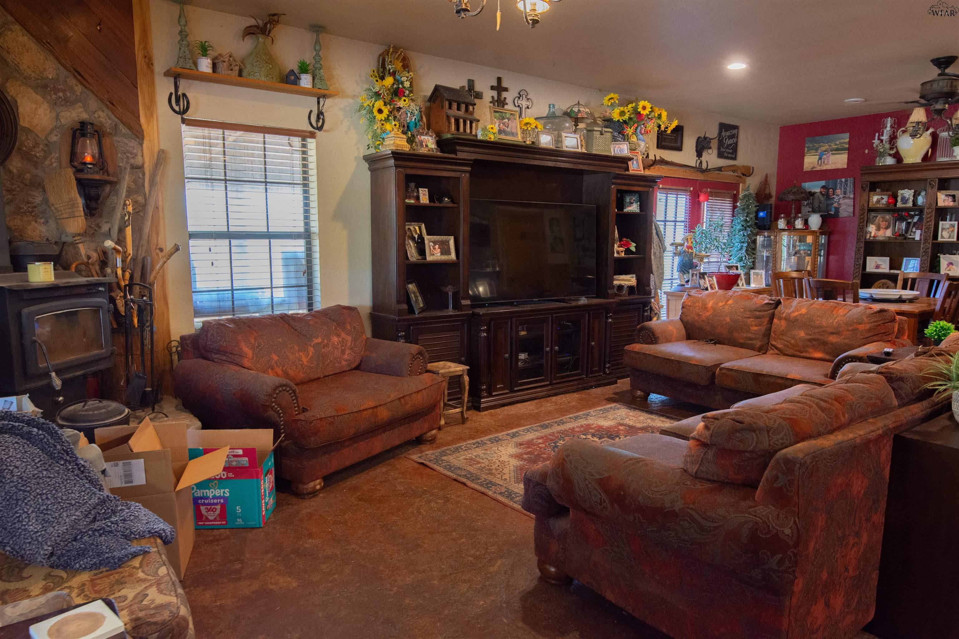 3898 Hammon Road Wichita Falls, TX 76310 - Photo 4 of 26 Gallery Image 4