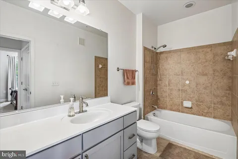 $685,000 | 1391 Pennsylvania Ave. Southeast, Unit 309, Washington, DC 20003