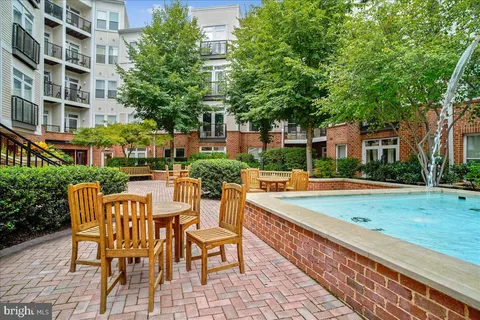 $685,000 | 1391 Pennsylvania Ave. Southeast, Unit 309, Washington, DC 20003