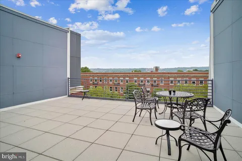 $685,000 | 1391 Pennsylvania Ave. Southeast, Unit 309, Washington, DC 20003