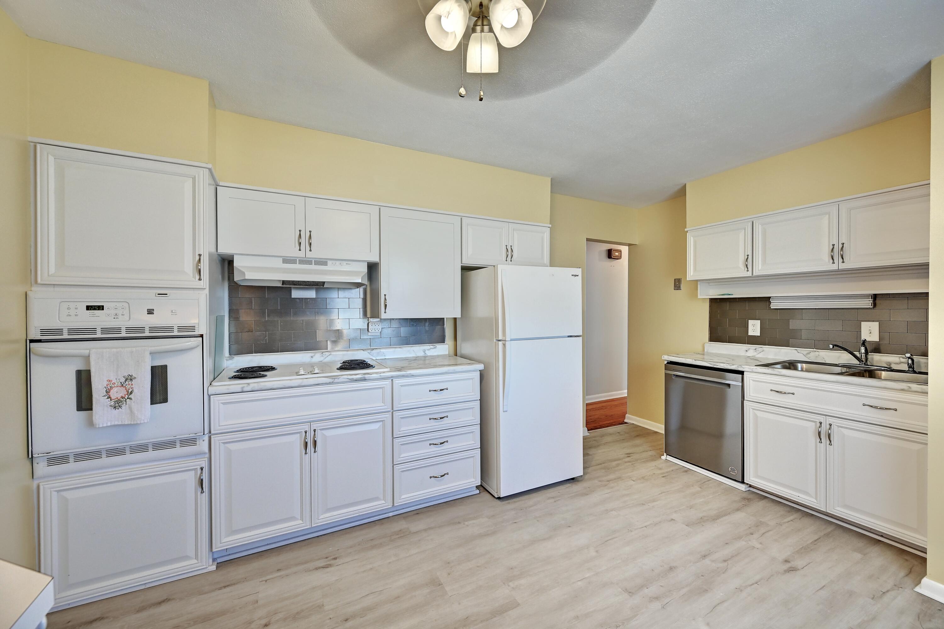 665 Maple Tree Lane Erlanger, KY 41018 - Photo 12 of 23 Kitchen