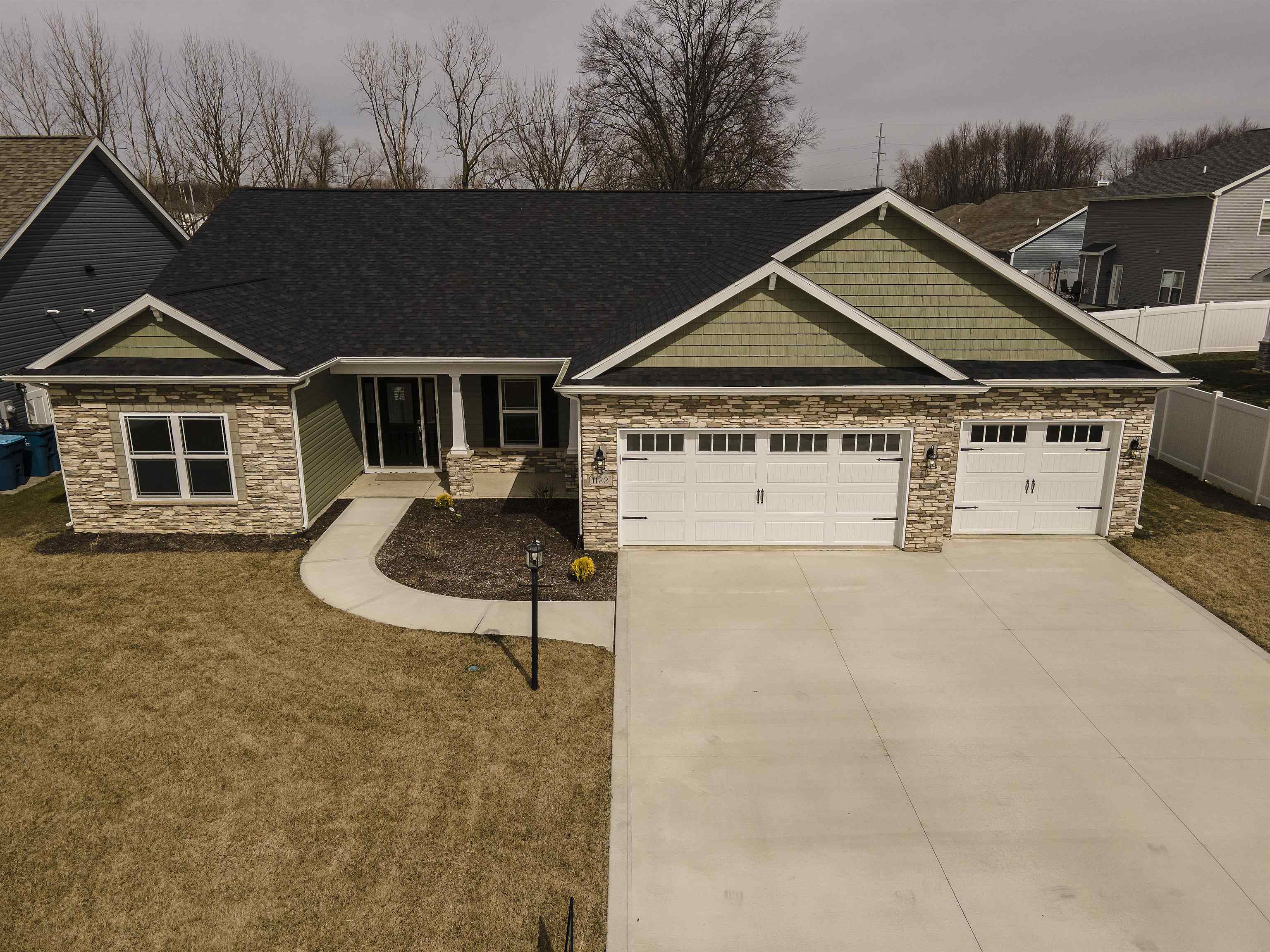 1122 Hathaway Road Fort Wayne, IN 46845 - Photo 3 of 36