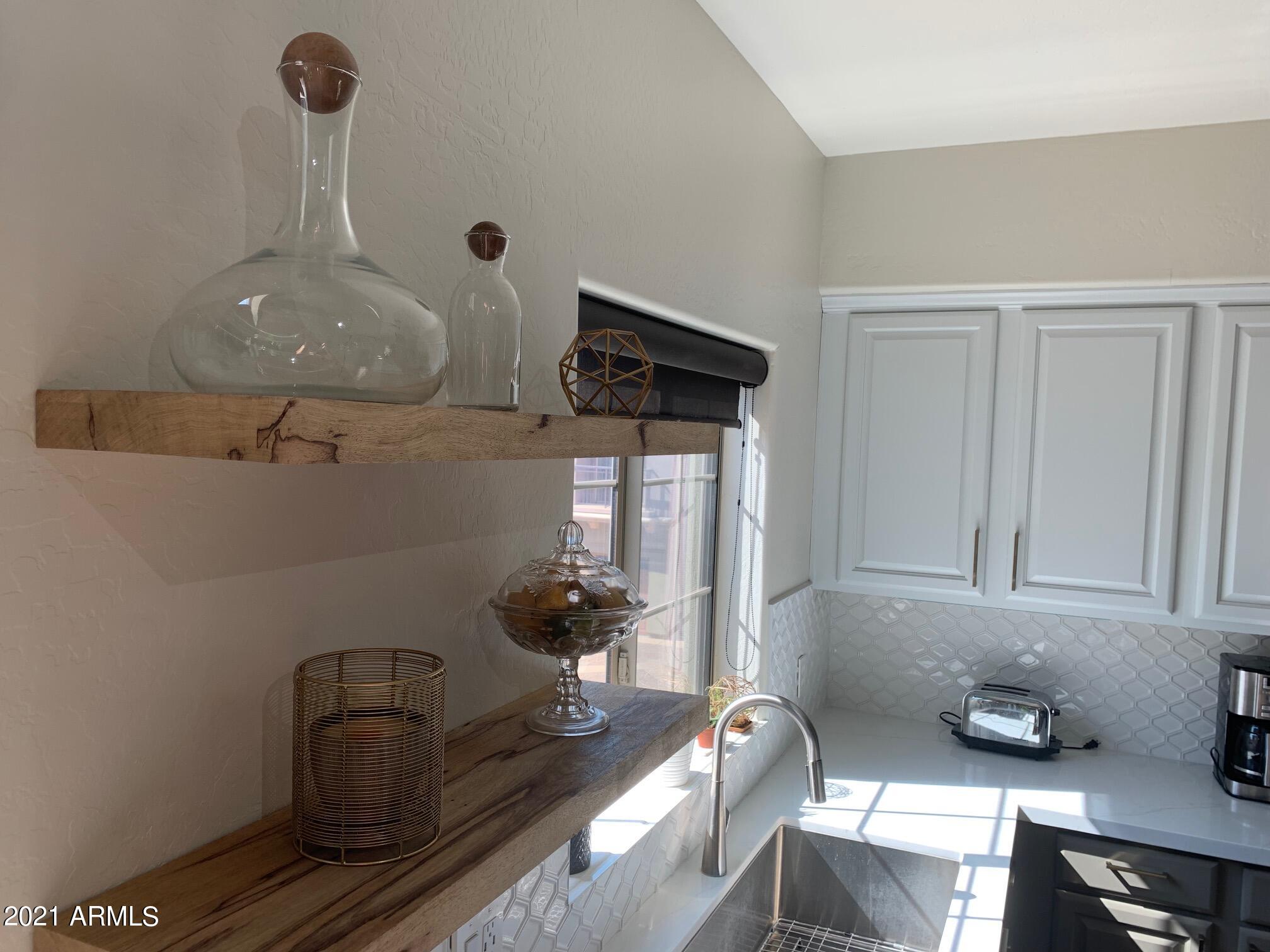 3935 East Rough Rider Road, Unit 1005 Phoenix, AZ 85050 - Photo 10 of 60 Kitchen #4