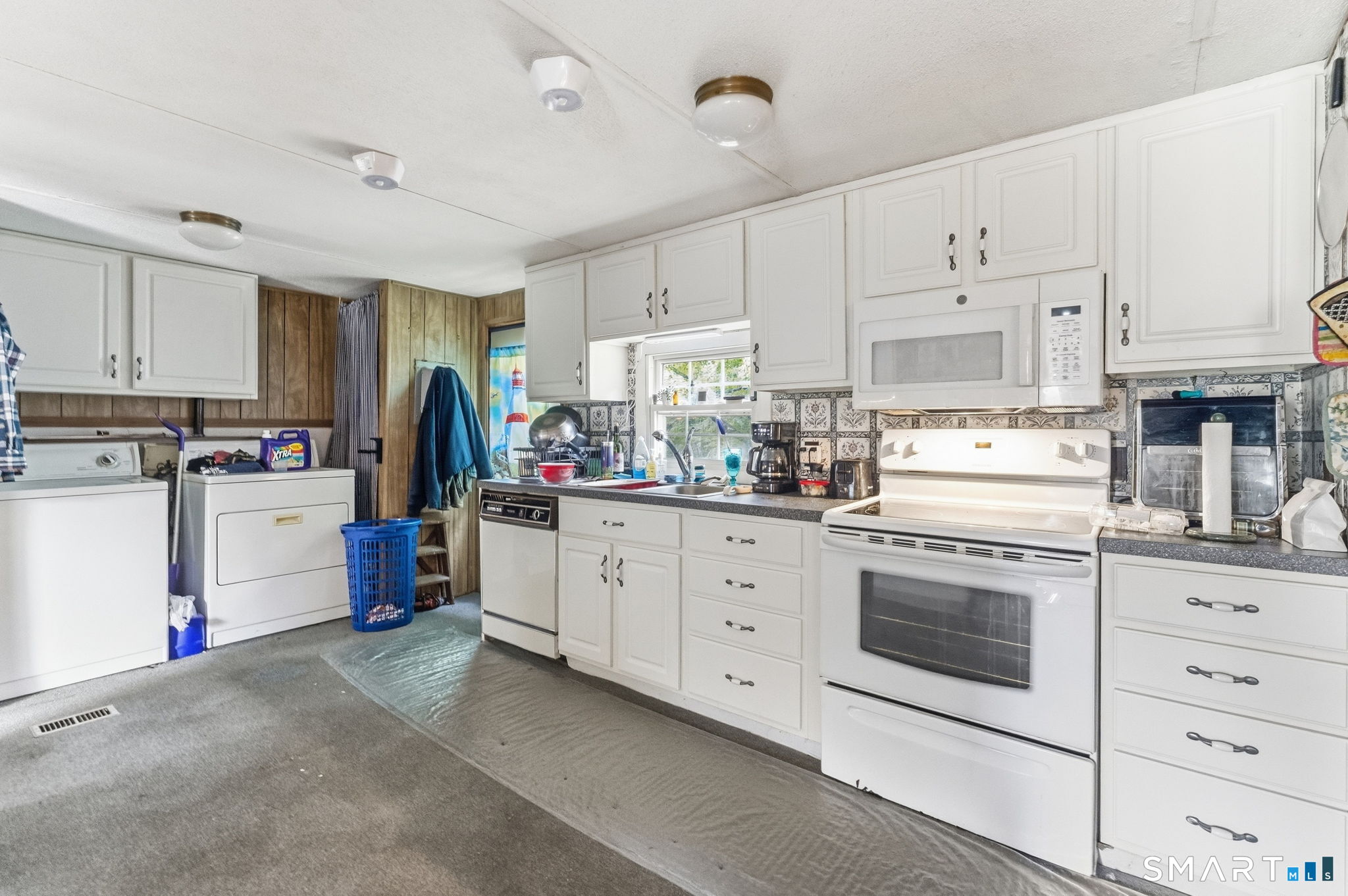 17 Cardinal Road Colchester, CT 06415 - Photo 10 of 26 Gallery Image 10