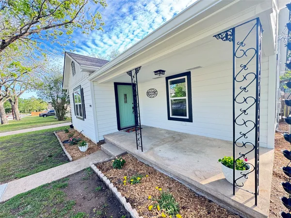 $1,700 | 1901 Marjorie Street, Brenham, TX 77833