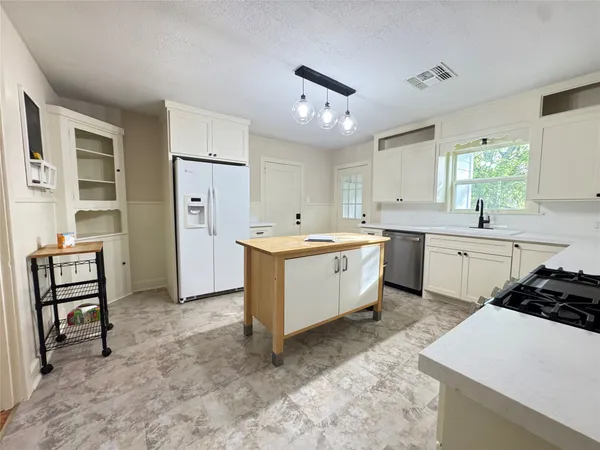 $1,700 | 1901 Marjorie Street, Brenham, TX 77833