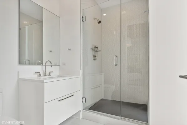 $19,500 | 403 North Wabash Avenue, Unit 14A, Chicago, IL 60611