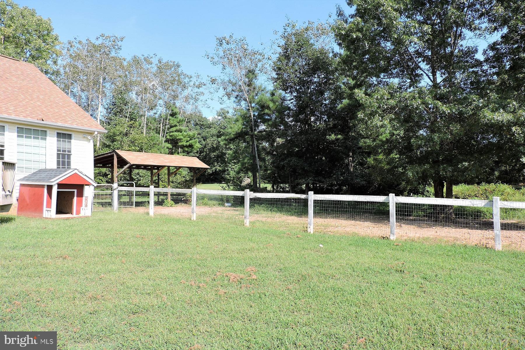 30390 Catharpin Road Locust Grove, VA 22508 - Photo 22 of 27 Exterior (General)