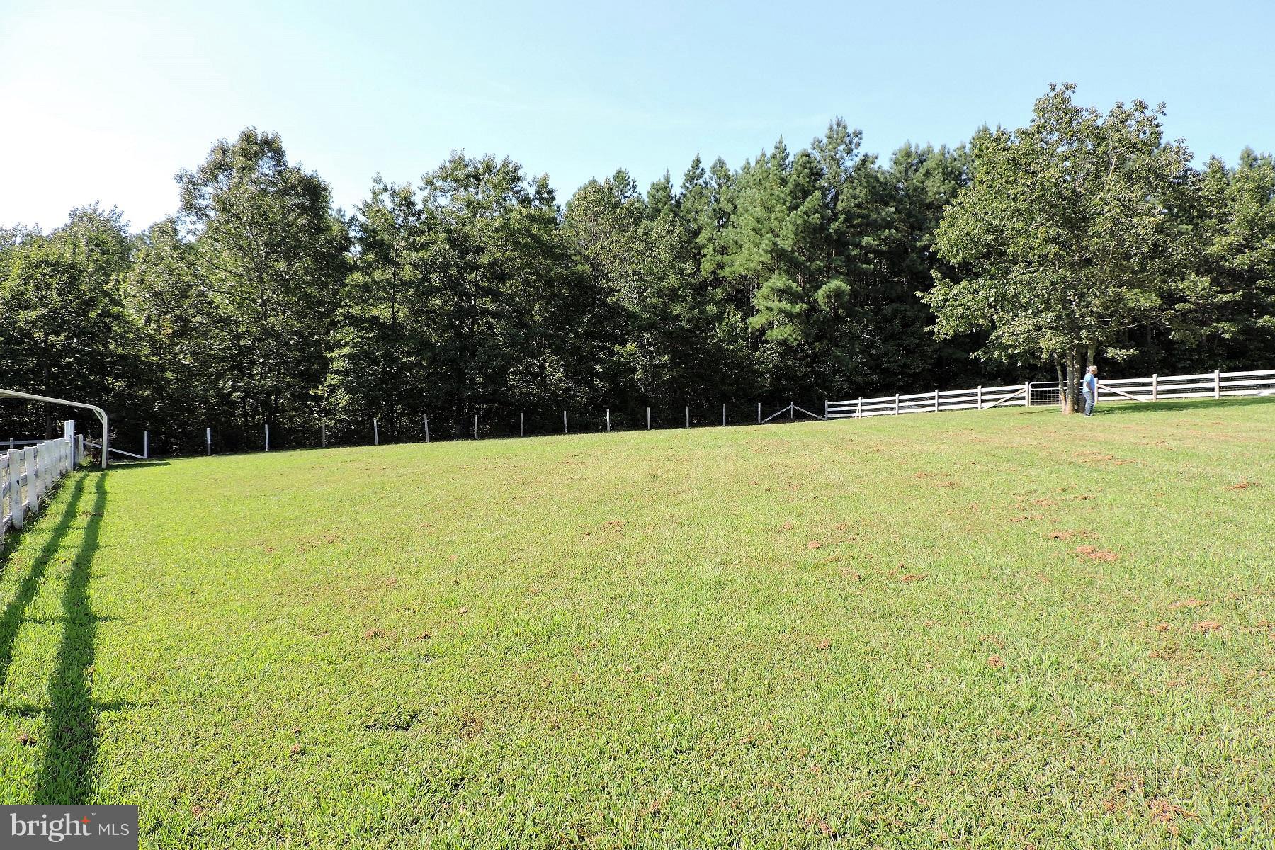 30390 Catharpin Road Locust Grove, VA 22508 - Photo 27 of 27 Back yard/paddock
