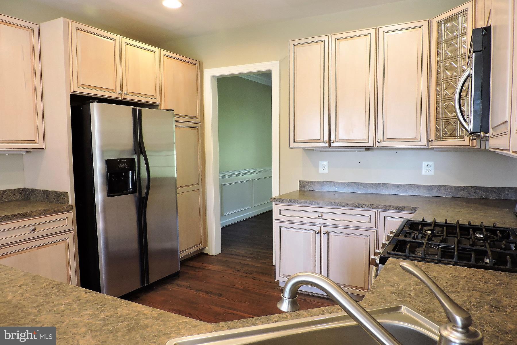 30390 Catharpin Road Locust Grove, VA 22508 - Photo 7 of 27 Kitchen