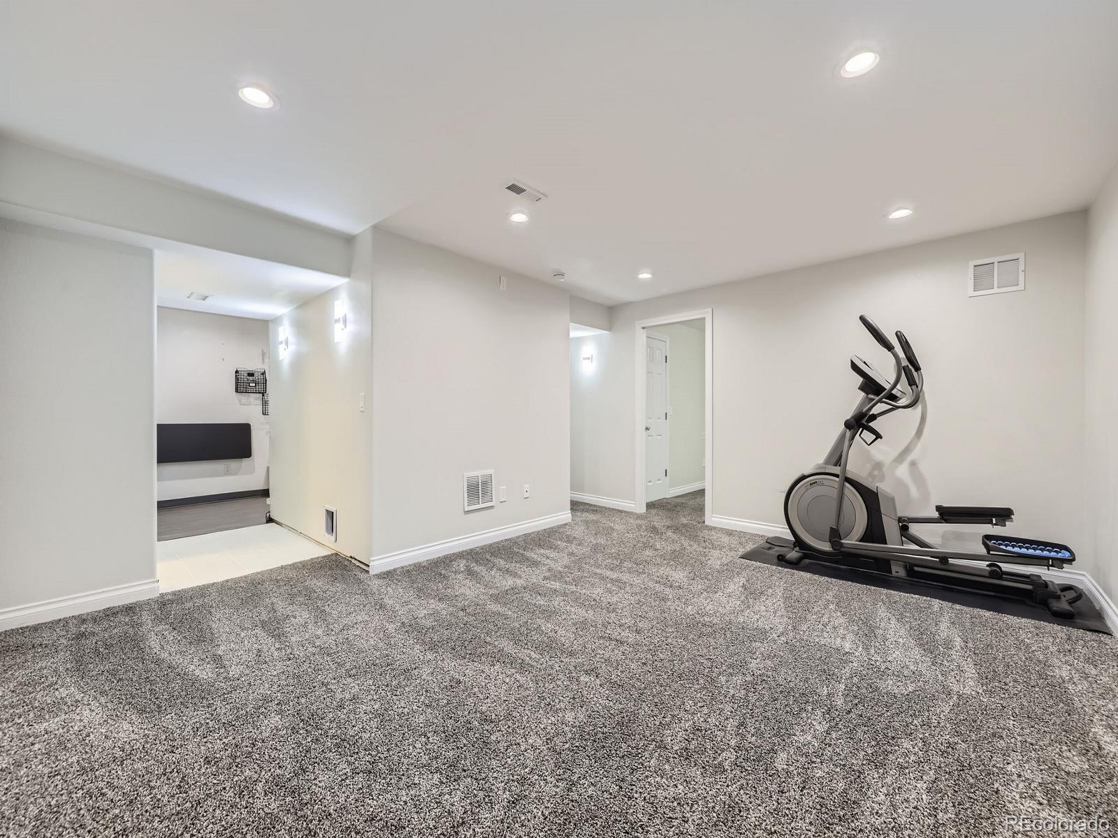 6447 St Vrain Ranch Boulevard Longmont, CO 80504 - Photo 25 of 38