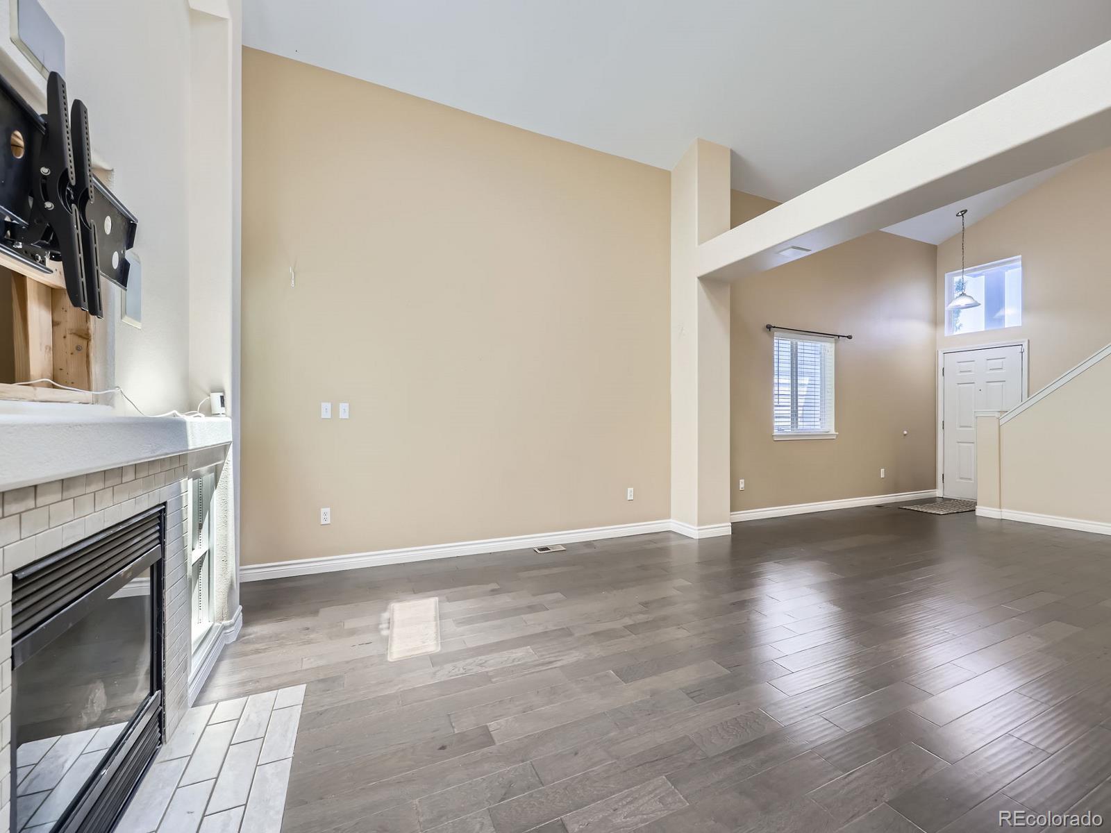 6447 St Vrain Ranch Boulevard Longmont, CO 80504 - Photo 7 of 38