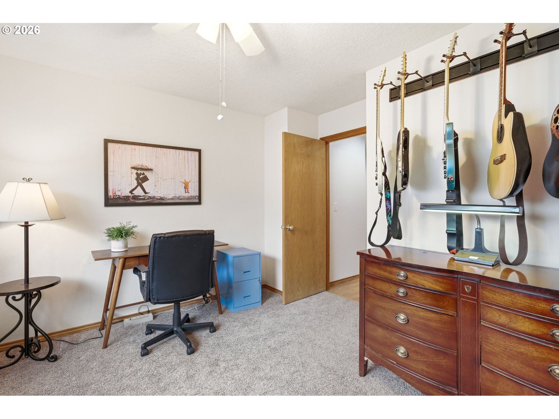 2652 Southwest Phyllis Drive Gresham, OR 97080 - Photo 28 of 45