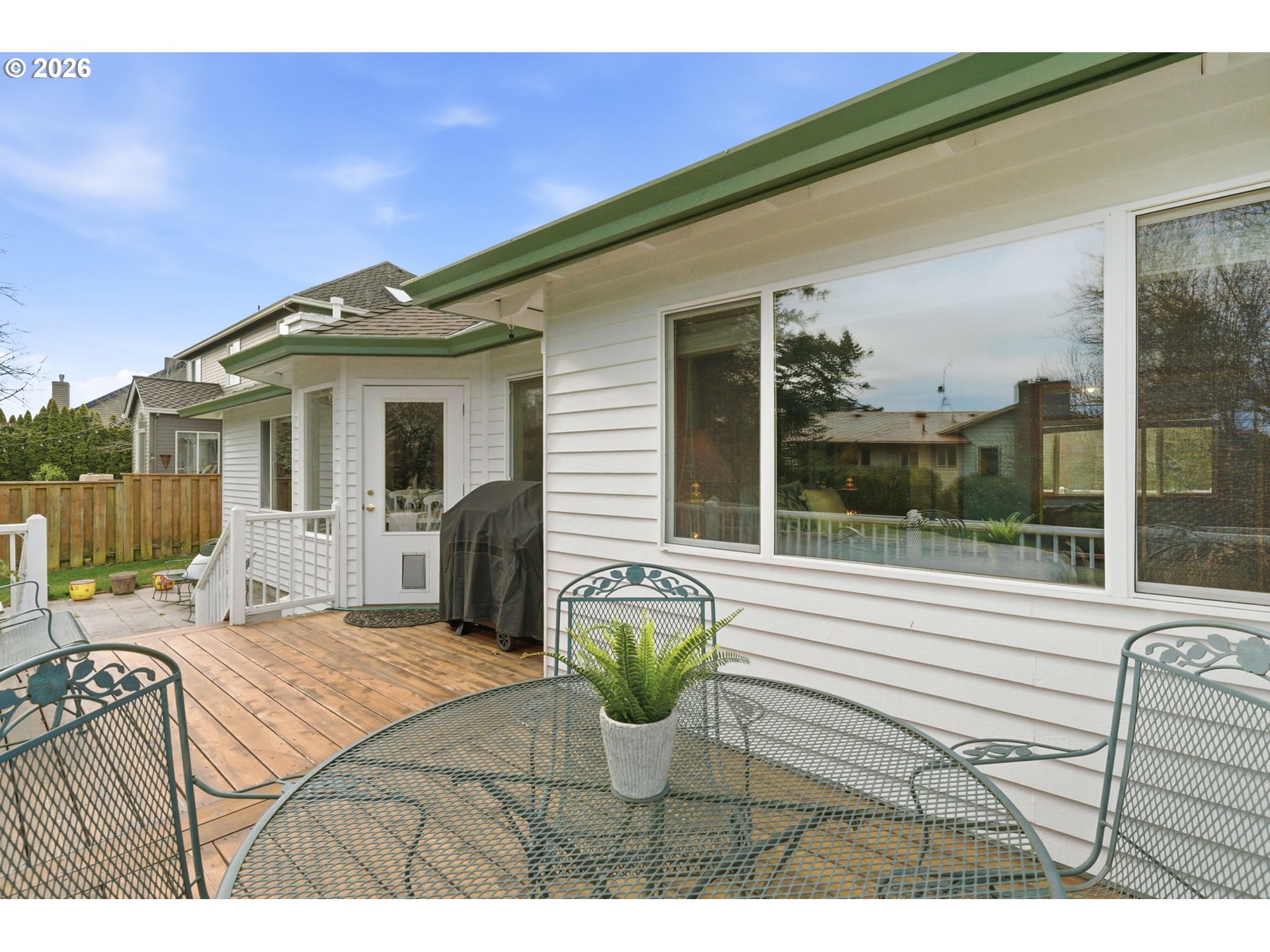 2652 Southwest Phyllis Drive Gresham, OR 97080 - Photo 37 of 45