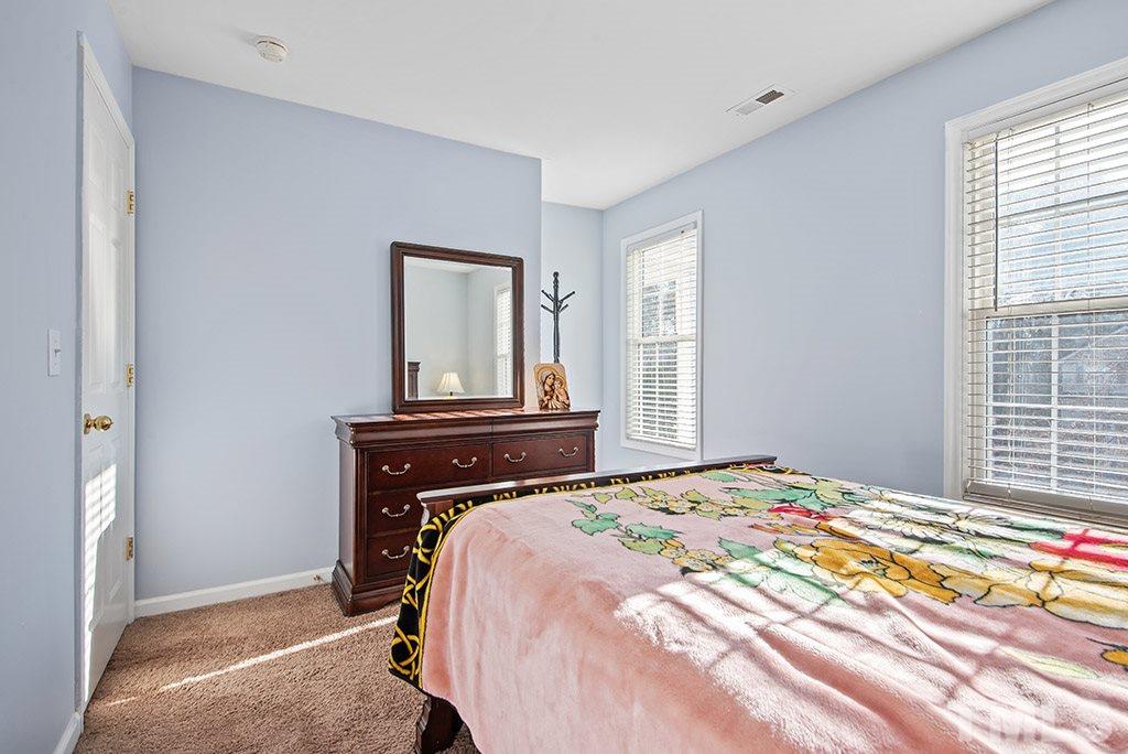 8308 Neuse Lawn Road Raleigh, NC 27616 - Photo 18 of 24 Gallery Image 18