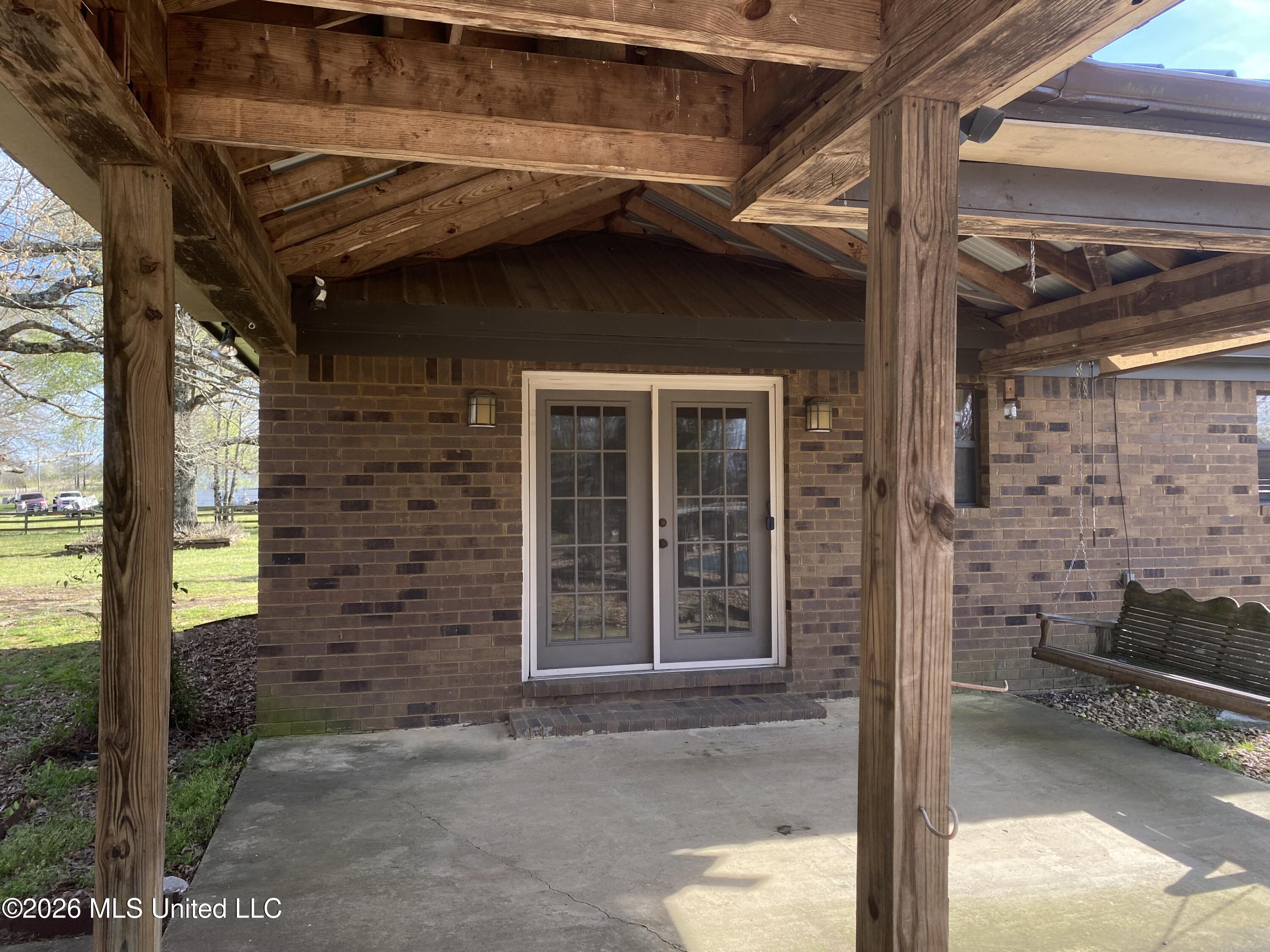 615 Early Grove Road Lamar, MS 38642 - Photo 11 of 61 Side porch