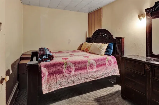 $349,900 | 174-176 North Champlain Street, Burlington, VT 05401