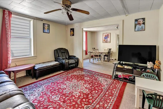 $349,900 | 174-176 North Champlain Street, Burlington, VT 05401