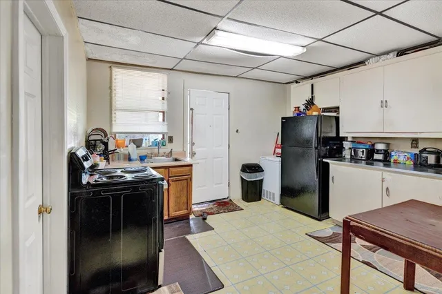 $349,900 | 174-176 North Champlain Street, Burlington, VT 05401